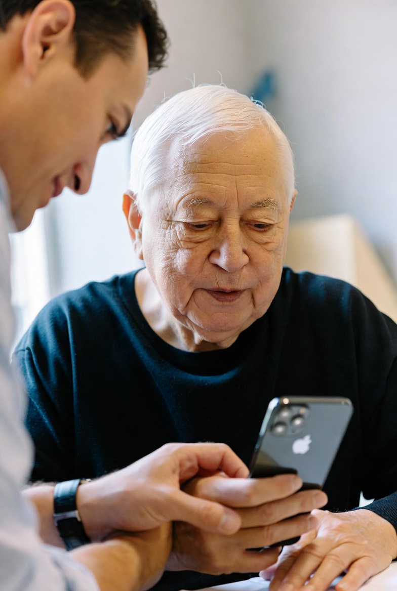 Printed guide in hand