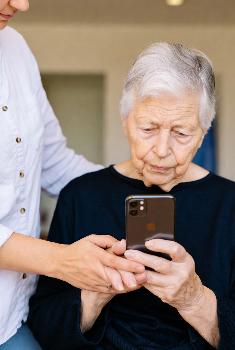 Helping a senior with iPhone